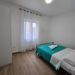 Domus Aisa Centro *